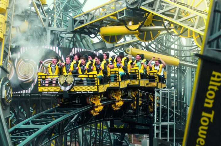 WIN 6 ALTON TOWERS PASSES WITH UNLIMITED DIGITAL PICTURES - Image 4